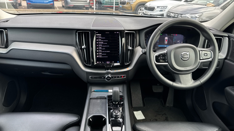 Volvo Xc60 2.0 B4P Plus Dark 5dr Geartronic Petrol Estate